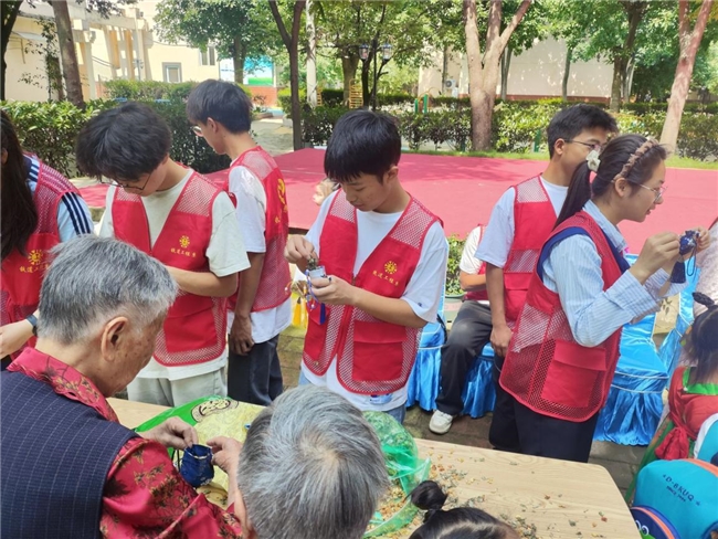 响应国家战略 赋能银龄服务:四川建筑职业技术学院携手四川康合养老服务有限公司共建大学生志愿服务基地 响应国家战略 赋能银龄服务:四川建筑职业技术学院携手四川康合养老服务有限公司共建大学生志愿服务基地